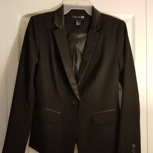 Forever21 Black Blazer